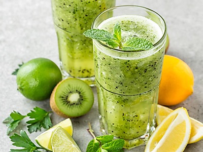 Boerenkool smoothie met kiwi