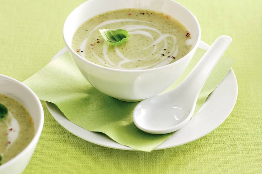 Broccolisoep met sojaroom